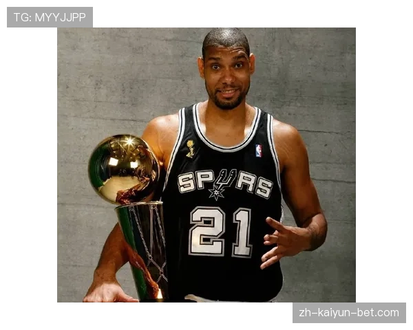 MVP加内特低位单打比肩邓肯，防守更具统治力