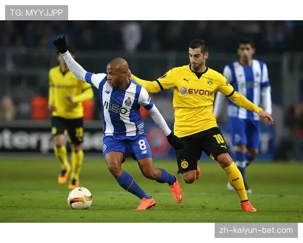 多特蒙德防线站位漏洞问题显现，后防稳定性面临考验