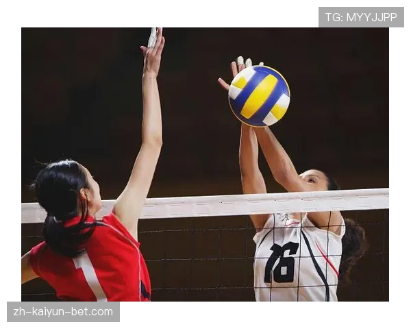 门框反弹后球是否有效？足球规则如何界定判罚标准